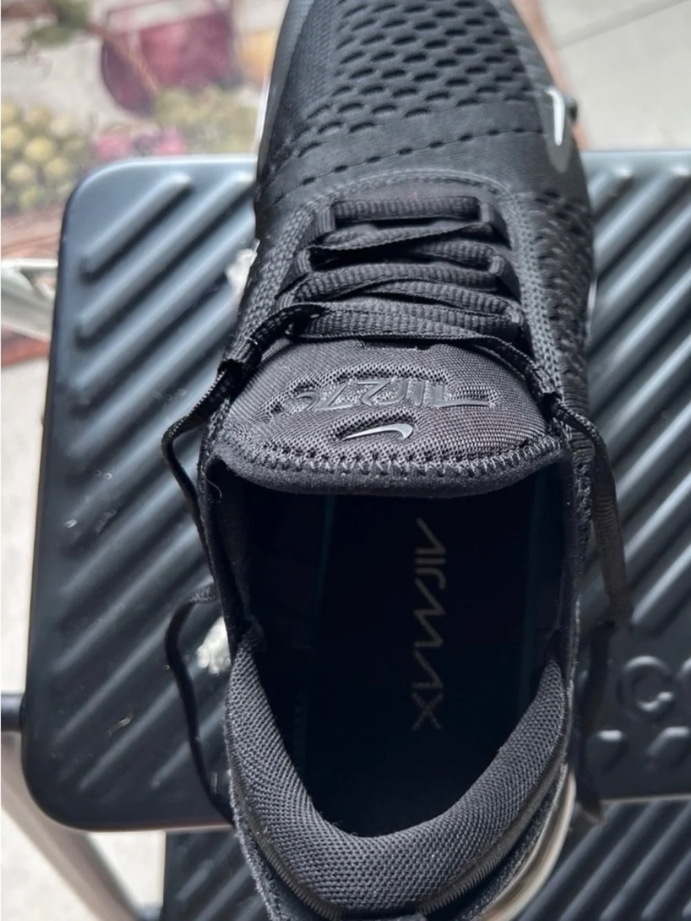 Nike Black/White Air Max 270 Athletic Sneakers Make Offer!!!!!!